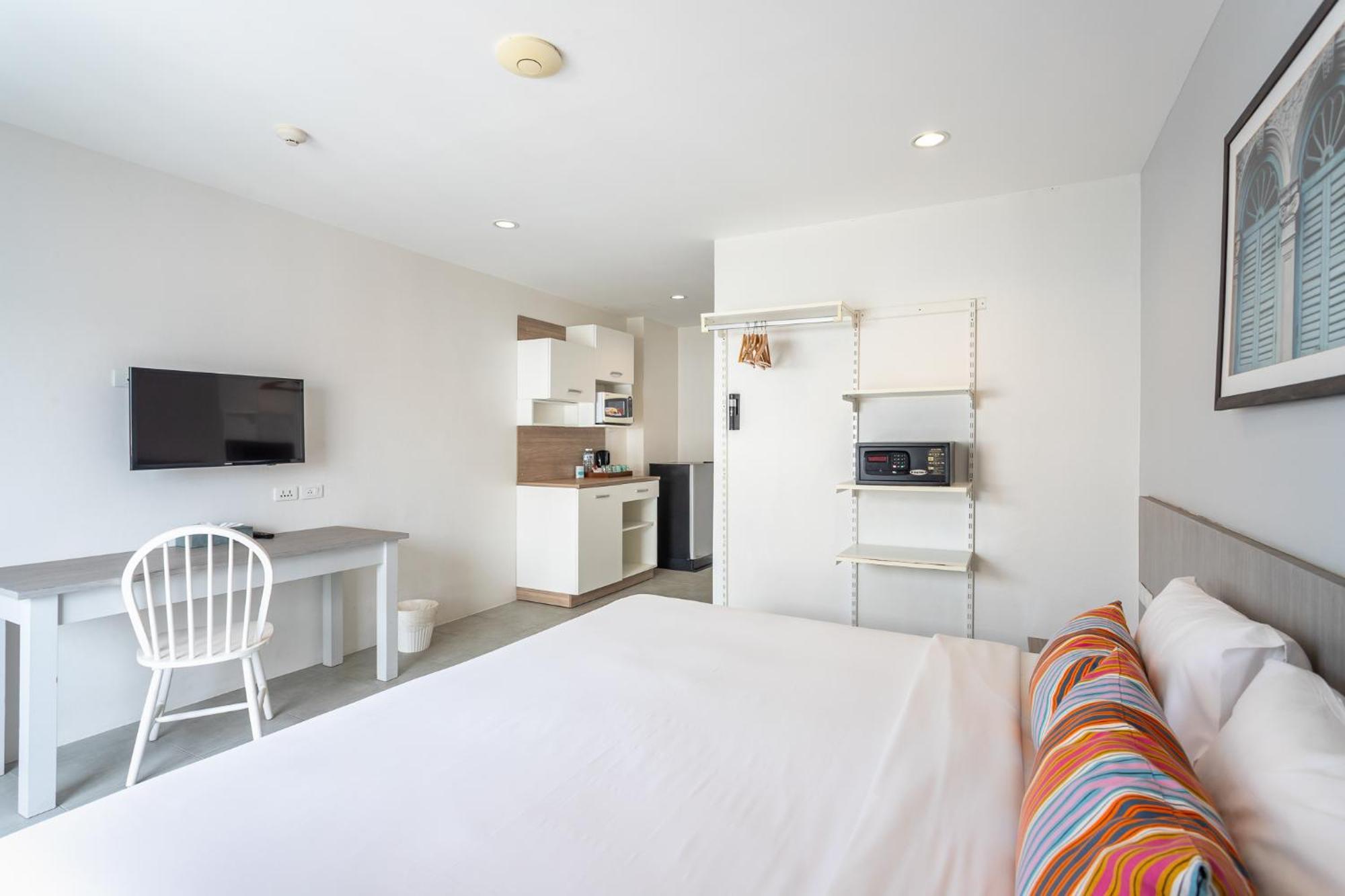 Recenta Phuket Suanluang Hotel Ngoại thất bức ảnh