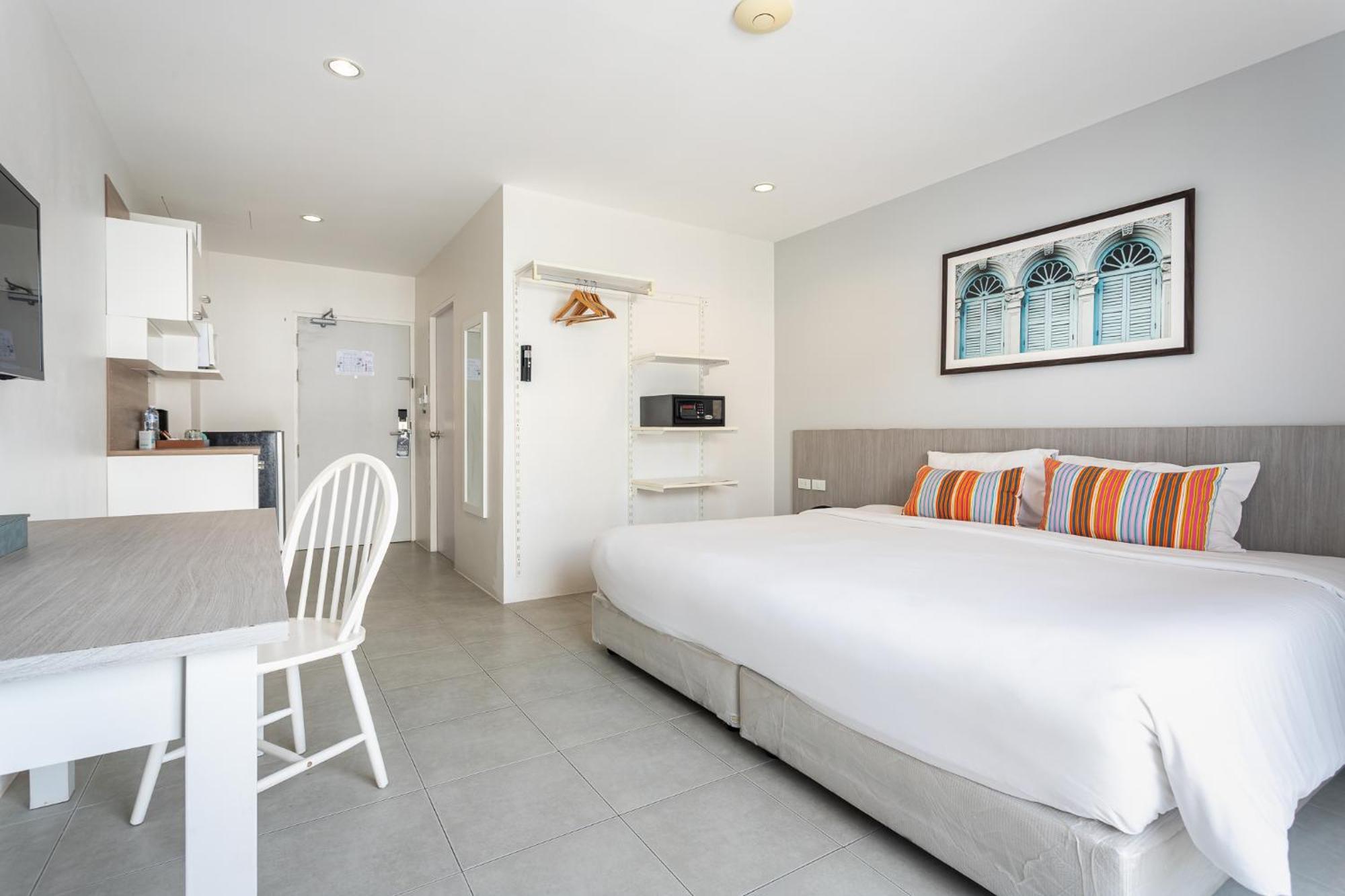 Recenta Phuket Suanluang Hotel Ngoại thất bức ảnh