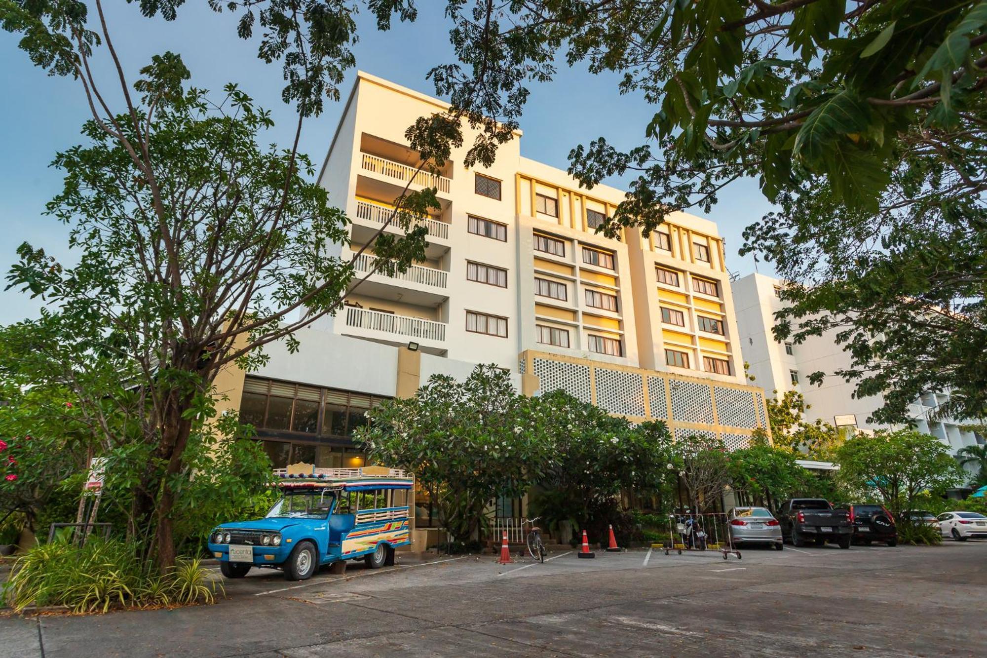 Recenta Phuket Suanluang Hotel Ngoại thất bức ảnh